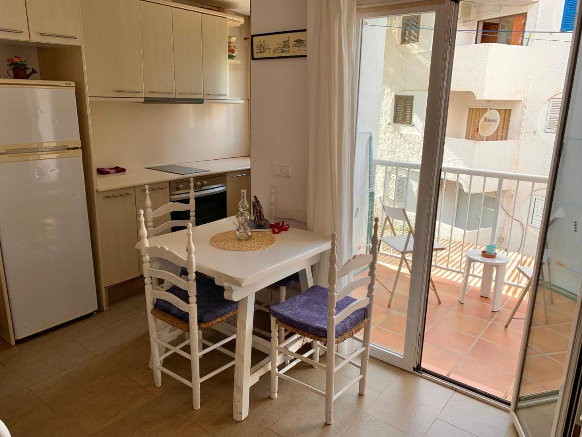 Apt Calmacabana A 50M Dal Mare Apartment Es Pujols Exterior photo